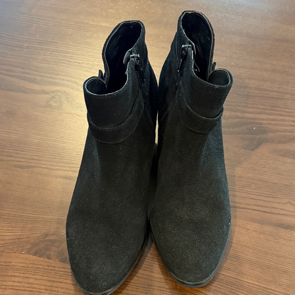 Giani Bernini Black Suede Ankle Booties